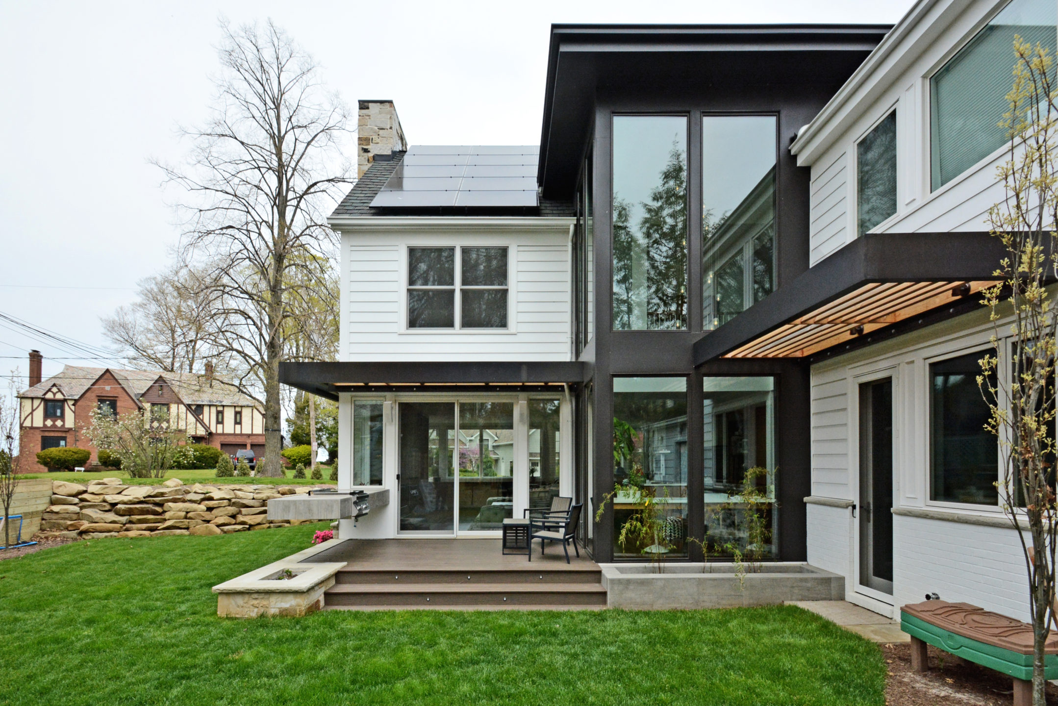 evergreen-portfolio-kensington-modern-revival-exterior-back-porch-wide