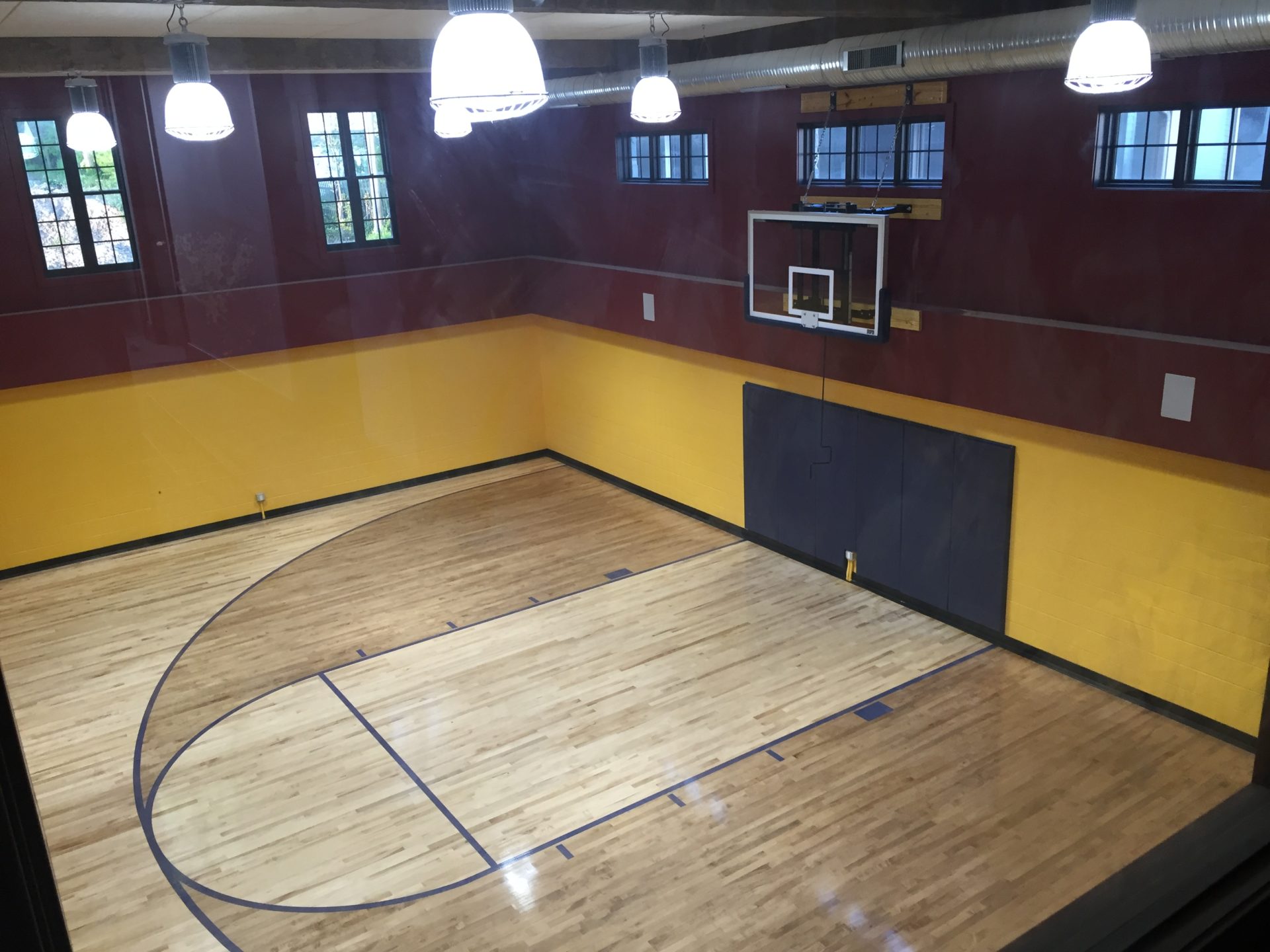 evergreen-portfolio-lakewood-french-country-tudor-interior-basketball-court