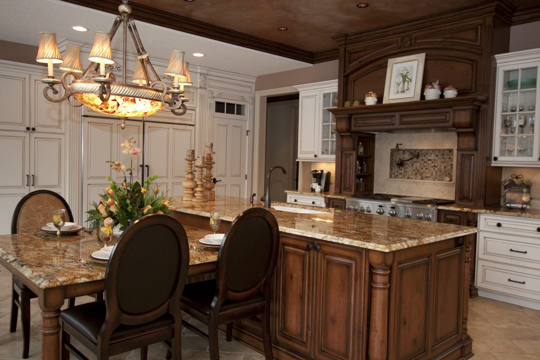 evergreen-portfolio-strongsville-estate-interior-kitchen